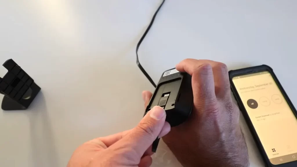 Connecting the camera to the SimpliSafe system