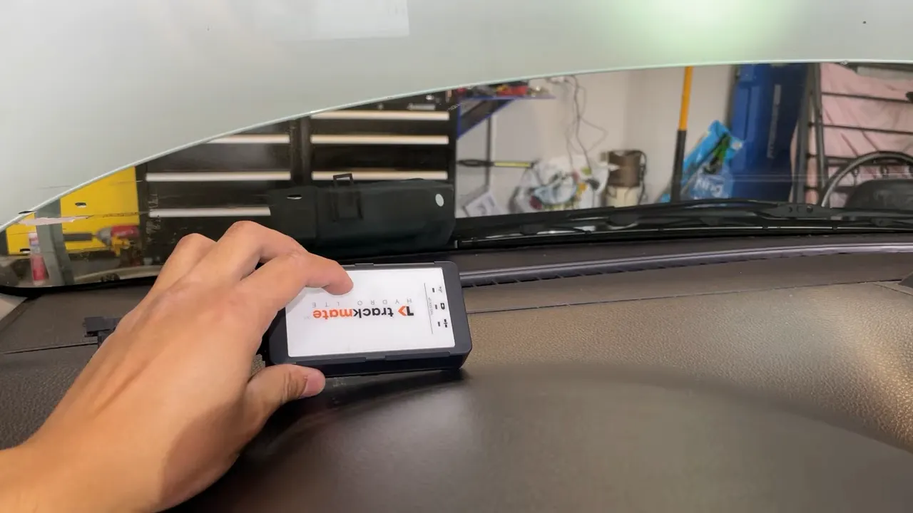 How to Install a Tracker on a Phone The Ultimate Step-by-Step Guide