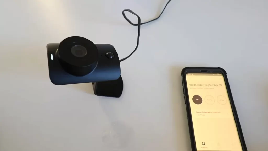 Verifying camera connectivity and image quality