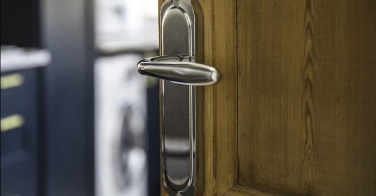 How to Install Antique Door Knobs