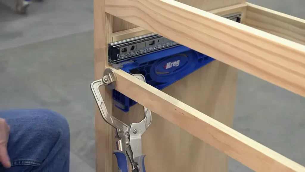 Importance of choosing the right drawer slides
