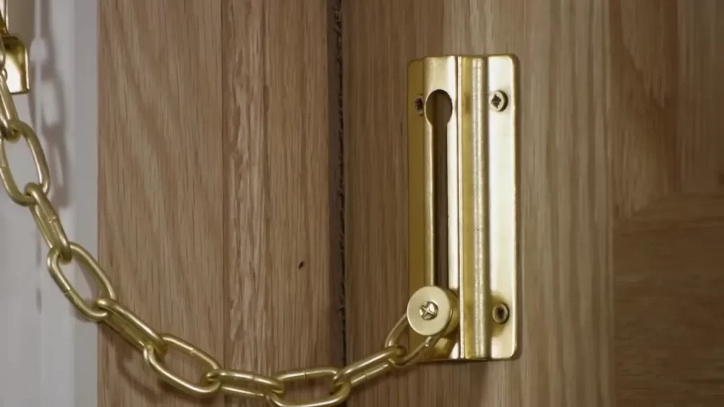 Choosing The Right Door Chain For Your Home