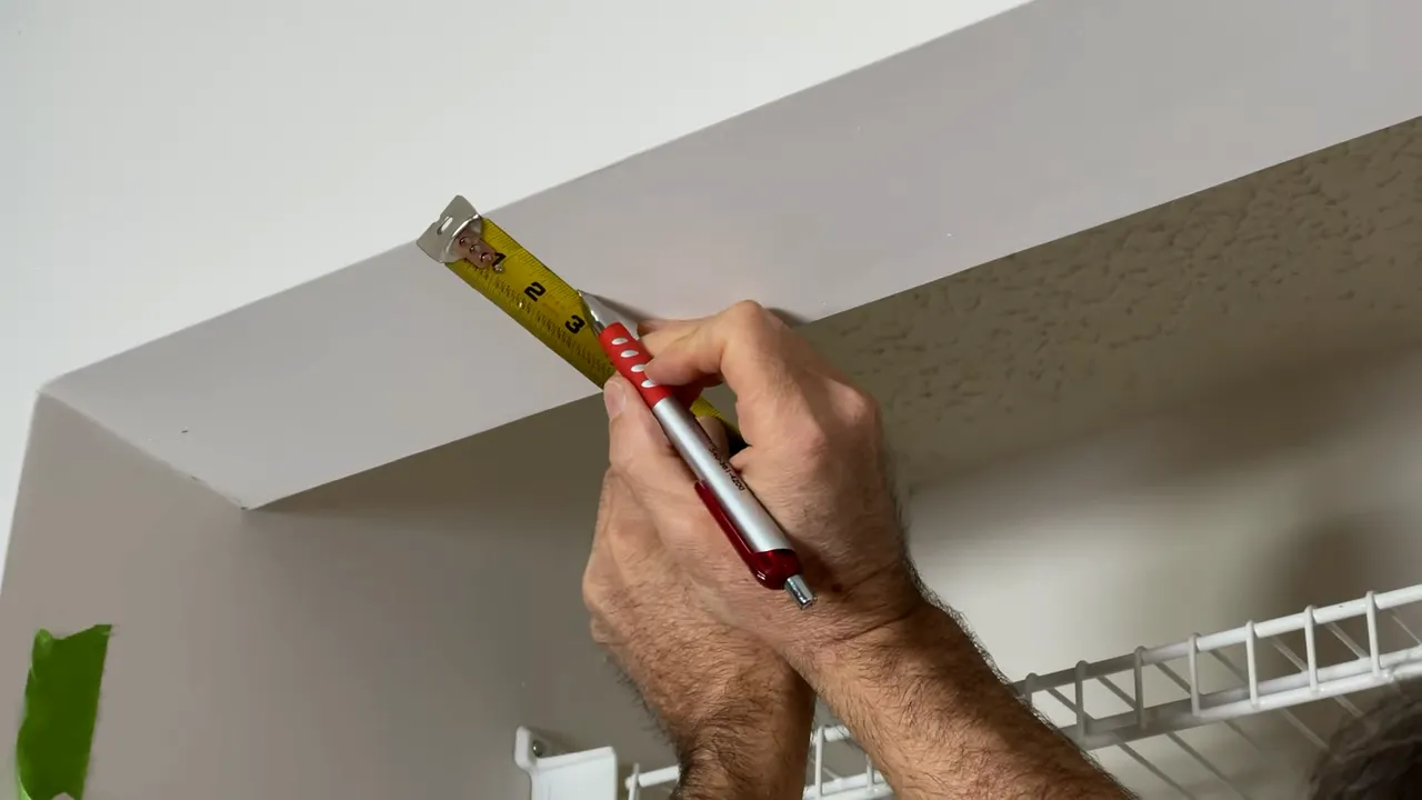 Determining the correct door size for the opening