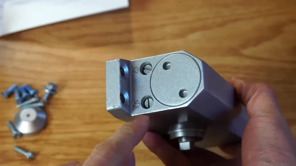 Factors to Consider When Selecting a Hydraulic Door Closer