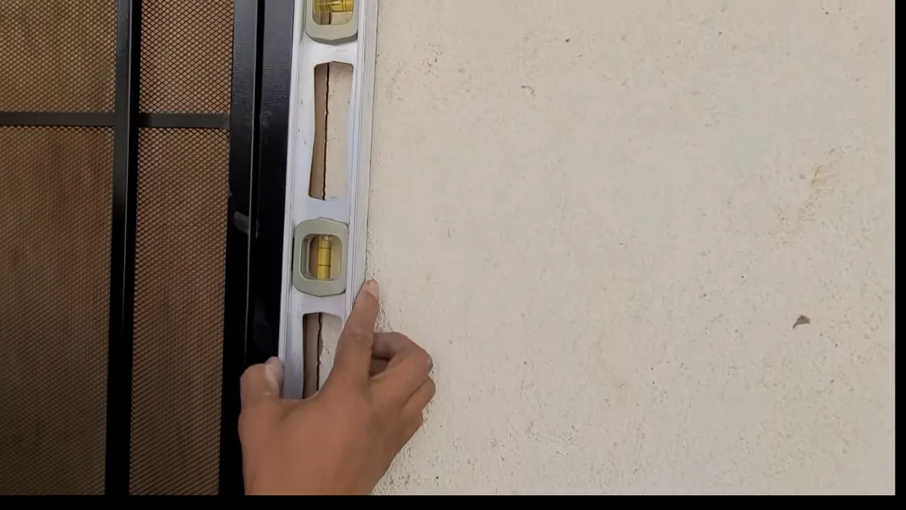 How to Easily Install a Metal Screen Door Step-by-Step Guide