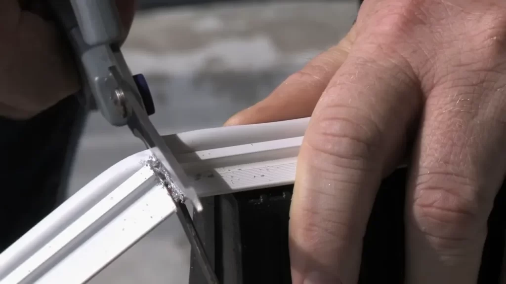 The Benefits of a Properly Installed Door Seal for Temperature Regulation