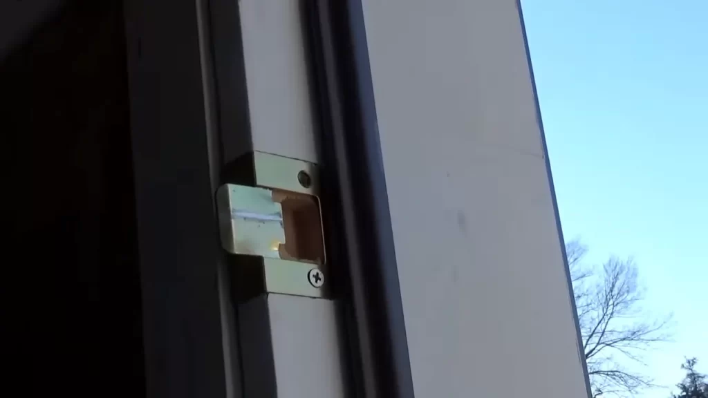 Understanding The Keyless Entry Door Lock Components