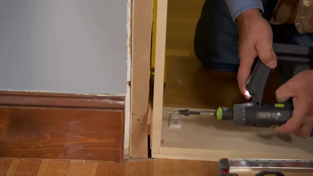 Choose the type and design of the hidden door