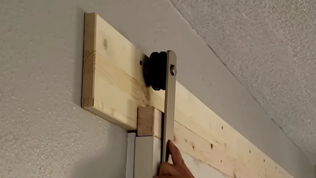 Measuring the doorway dimensions